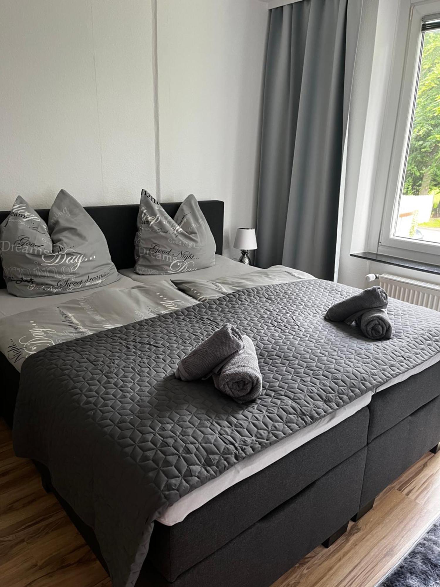 Apartamento Traumhaftes Bijou Fuer 4 Holzminden Exterior foto